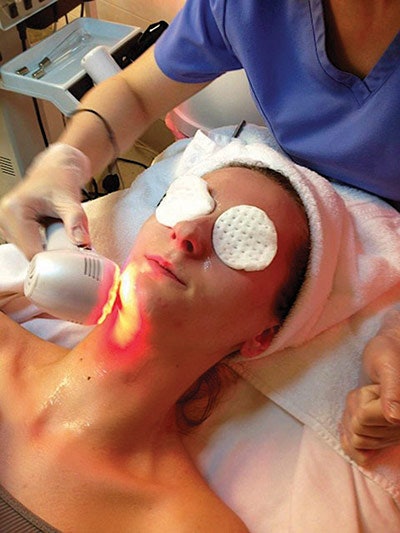 Si1711 Sos New Age Spa Institute 400