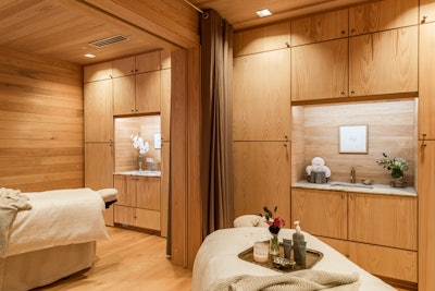 dewberry-couples-room