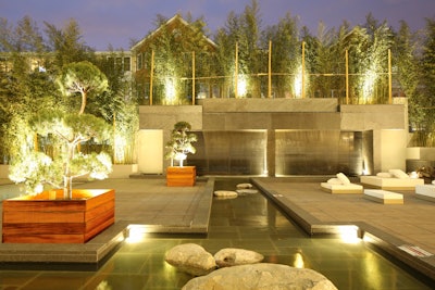 sojo-spa-outdoor-lounge