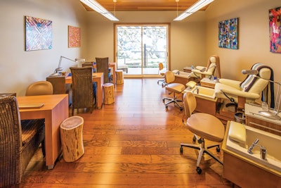 spa-aiyana-nail-salon