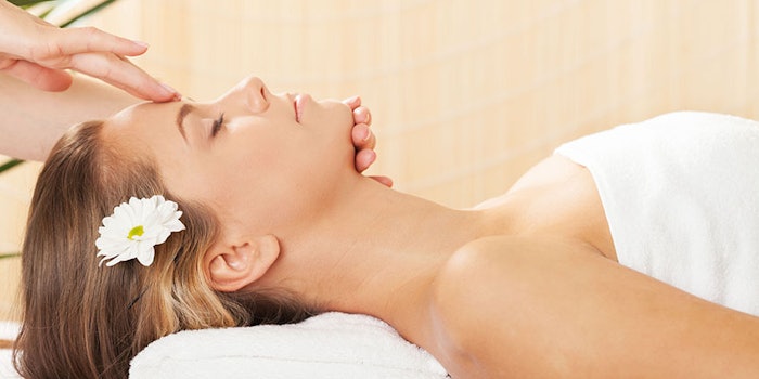 Spa Treatment, Massaging, Wellbeing.