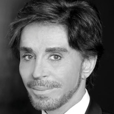 Si Author D Montague King 300