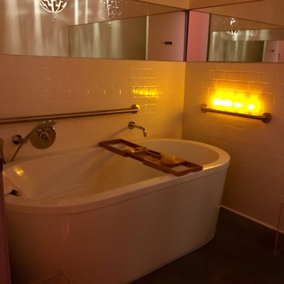spa-le-la-tub