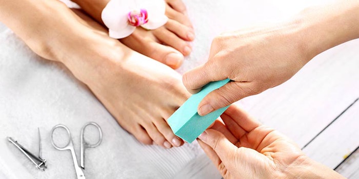 850x425_naturallynailsnc