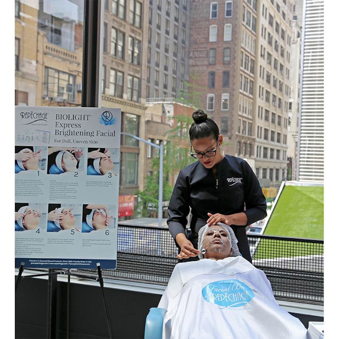 850x850_repechageconference_5