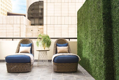 spa-adolphus-outdoor-area