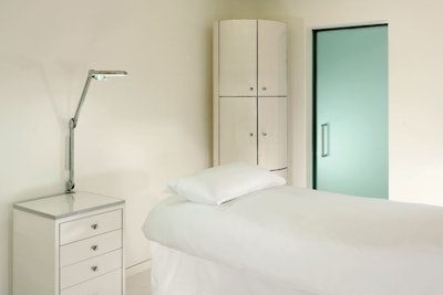 Dorchester-Spa-treatment-room