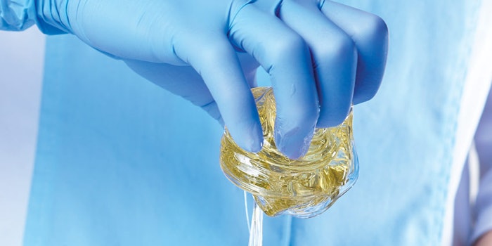 SI18902_holistic_dream_113596383_waxJar_850_np