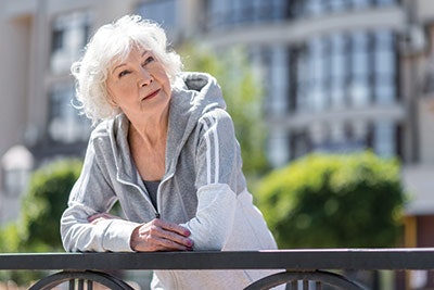 Si1903 Dreamstime Xxl 94225567 Grandma 400