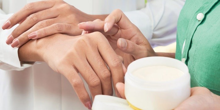 SI1904_selling_dreamstime_xxl_104999042_handCream_850_np