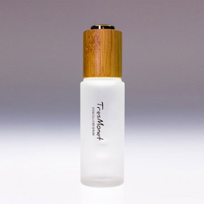 “It’s really rare that I find a product that scores rave reviews with every single client,” said Dangene product coordinator Talya Taylor. “After consistent use for a couple of weeks, each of our clients using TresMonet comes to me gushing about their skin! We’ve also really enjoyed the results of incorporating it into our Skin Rejuvenation Treatments to help reduce inflammation and improve the appearance of fine lines. We love it!”