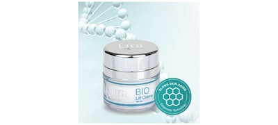 This multi-purpose crème has always been a powerhouse of nature and science. With its advanced peptide complex to speed rejuvenation, along with the regenerative and barrier boosting powers of plant stem cells from Swiss Apples, Sea Fennel, Alpine Rose and Edelweiss Plant, this advanced formula could do wonders for your skin since its creation.