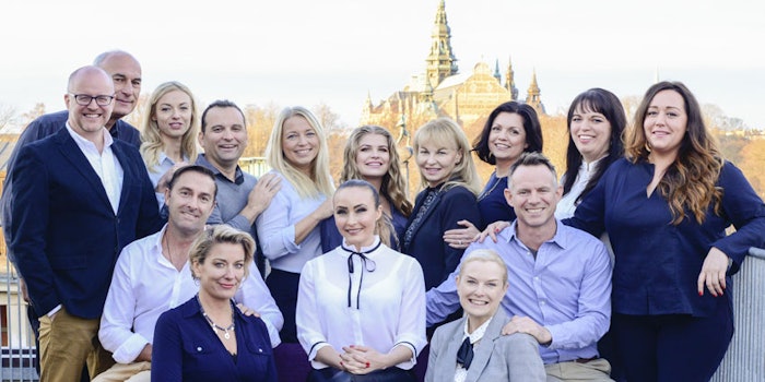 Raison-d'Etre-team_np