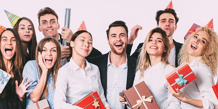 SI1909_10thingsdreamstime_party_104306515_850_np