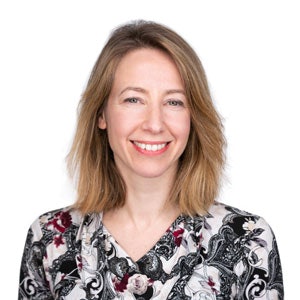 Karin Hermoni Headshot 300