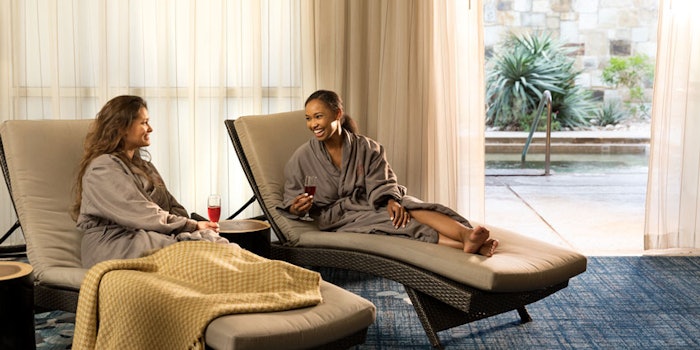 spadjangoholidaytreatment_np