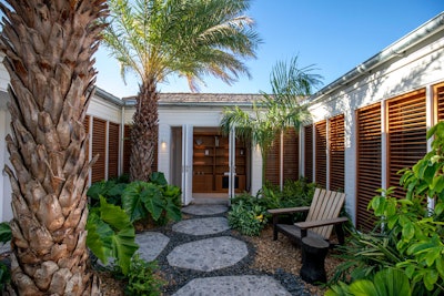 sereno-spa-patio