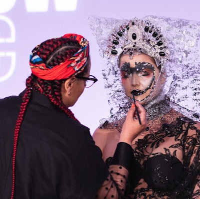 Einat Dan_International Stage NYC