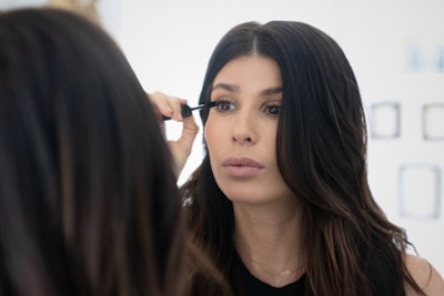 Sarah-Maxwell-lashes