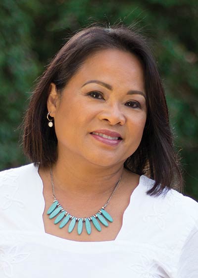 Brenda Acosta (BA): I was already in the medical device industry with my own company. Over 20 years ago, the founder of Altair Instruments asked me to do some consulting with this new device, a crystal free, diamond tip microdermabrasion machine. I facilitated getting feedback from plastic surgeons and dermatologists on the original design.