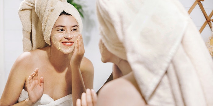 Slugging involves lathering a petrolatum product on the skin as the final skin care step.