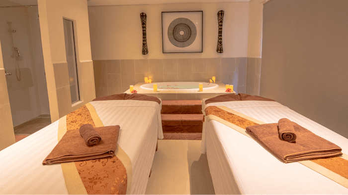 O2 V09931 Spa Treatment Room