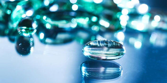 ClearCapsulePillVitamin_850x425