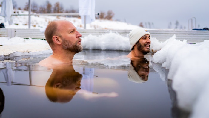 Focusing on breathwork, cold exposure and relaxing the mind, the Wim Hof Method has a number of wellness benefits.
