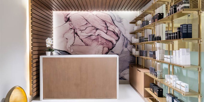 The full-service spa features three co-ed lounge spaces, a couple’s suite with seven other treatment spaces, a retail area and men’s and women’s locker rooms equipped with Eucalyptus steam rooms.