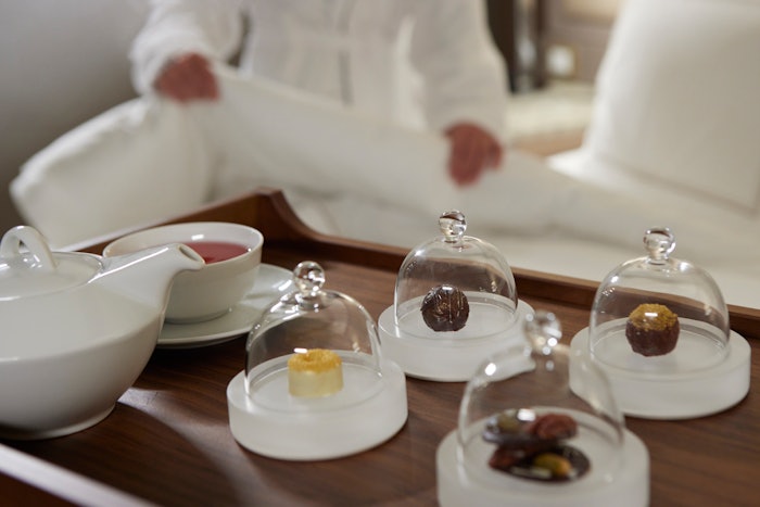 S Moon 20210916 Suite 6195