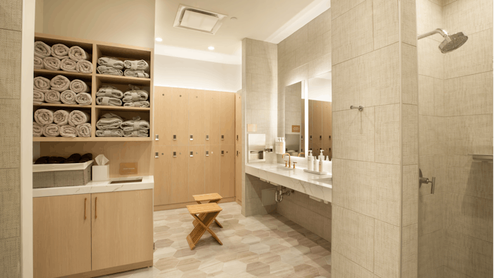 Exhale Spa’s NYC location features five spa therapy rooms and offers facials, massages and body scrubs.