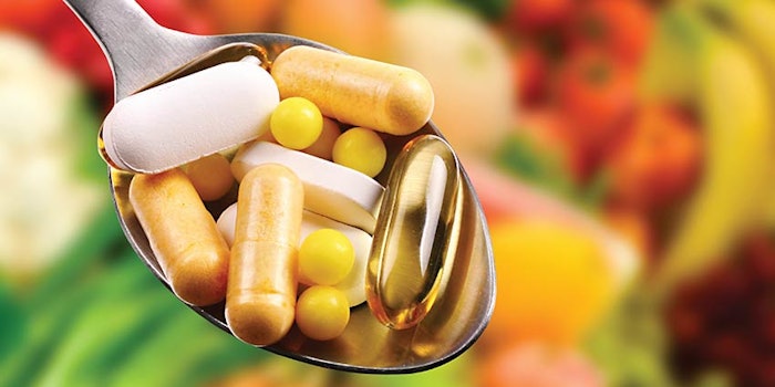 Ws2201 Spotlight Dreamstime Xxl 43483077 850np