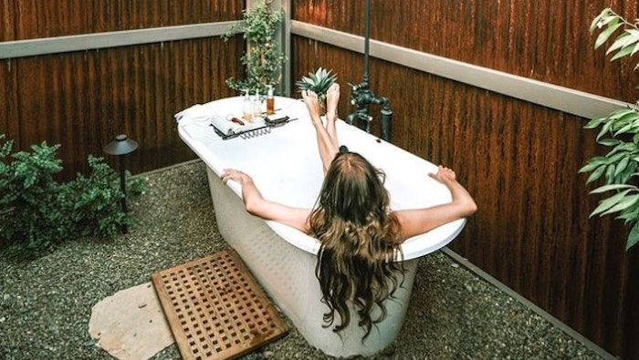 Courtesy of @castlehotsprings