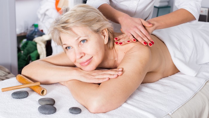 The salon spa segment held the highest market share in 2020 and is estimated to maintain its leadership status throughout the forecast period.