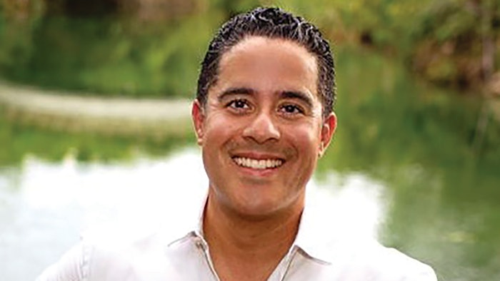 Emmanuel Arroyo Headshot