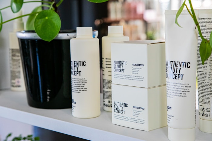 Dreamstime M 237538896