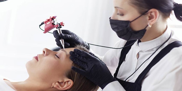 Si2206 Micro Dreamstime Xxl 144894379 850np