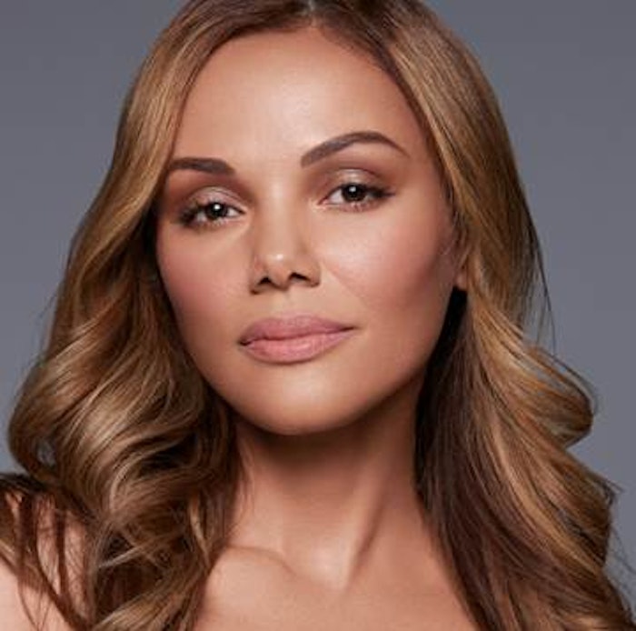 Lynnette will continue working directly with the PÜR brand team, while also supporting the COSMEDIX education team.