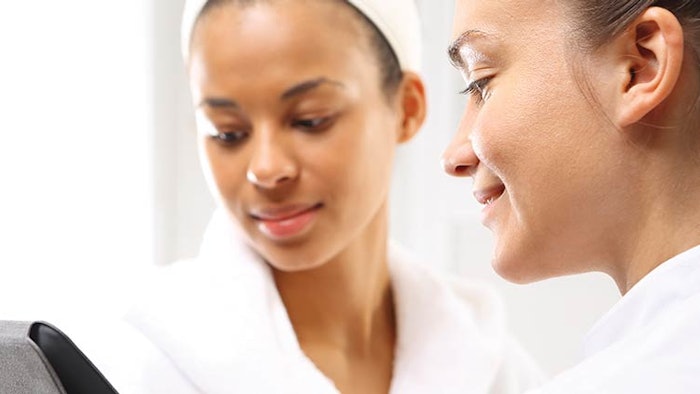two women at the spa