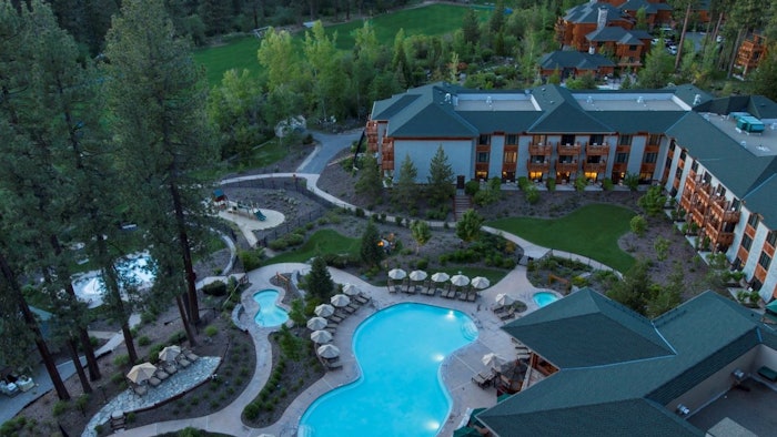 Hyatt Regency Lake Tahoe Pool (1)