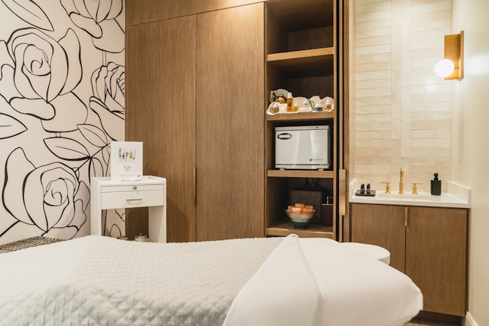 Spa Viata Opens with Sea-Inspired Luxury Treatments
