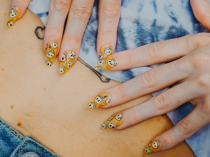 Acid Smiley Nailz from Rave Nailz