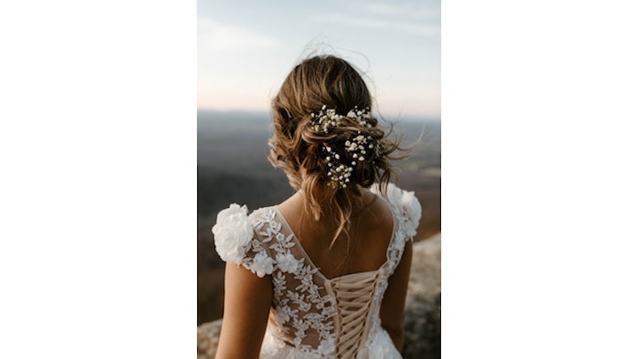 A beautiful bridal hairstyle!