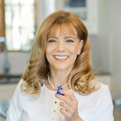 Sherrie 62716a247042b