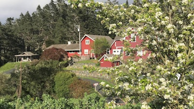 The Old Farm House at Stanford Inn