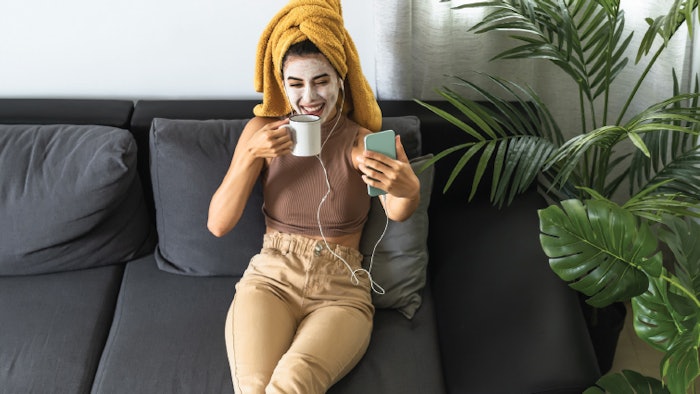 Ask The Esty... Growing Gen Z Clientele