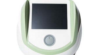 7e Wellness' Myolift MD Tones, Lifts, Treats Acne & More