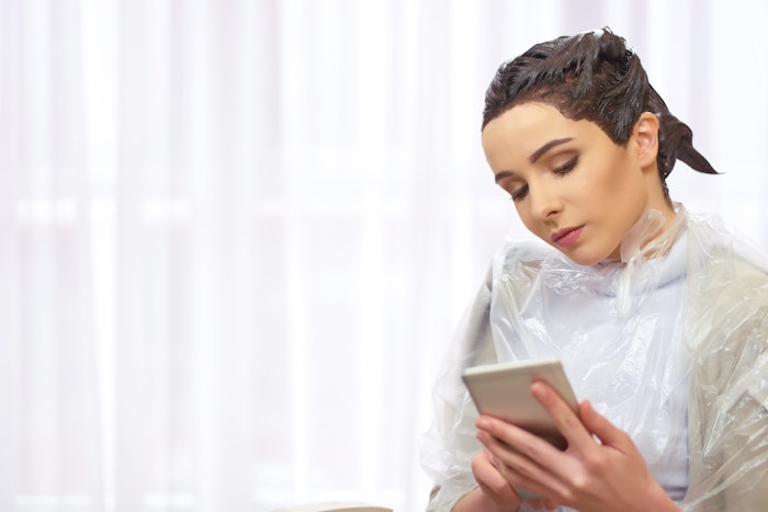 The team at Meevo shares eight steps for helping to create a deskless front desk model for your salon or spa to improve efficiency and and future-proof your business.