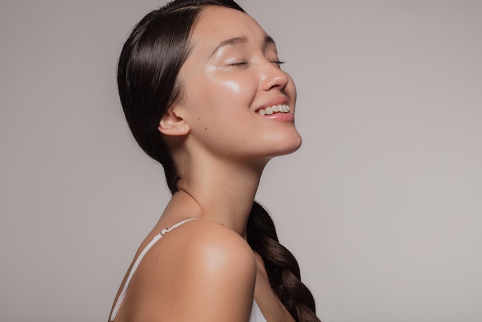 4 Natural Therapies for Glowing Skin