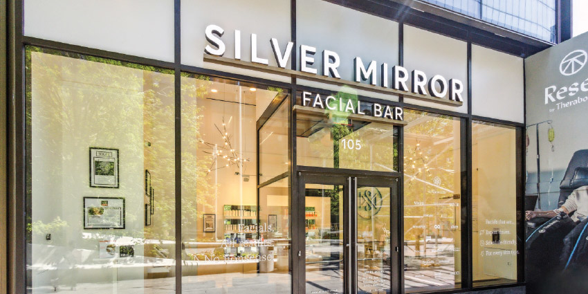 Silver Mirror Facial Bar